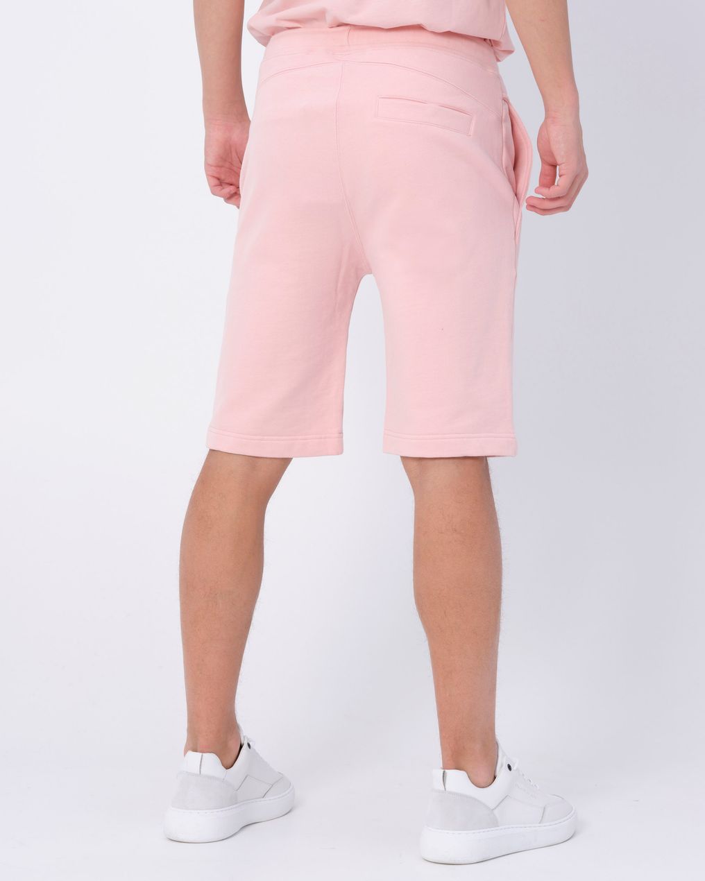 MA.STRUM Short