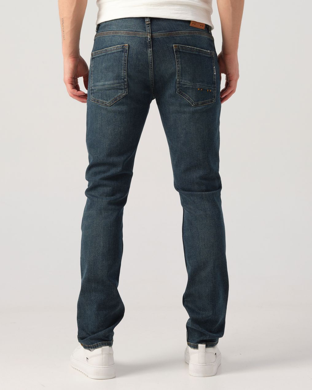 J.C. Rags Joah Heavy washed scraped Jeans