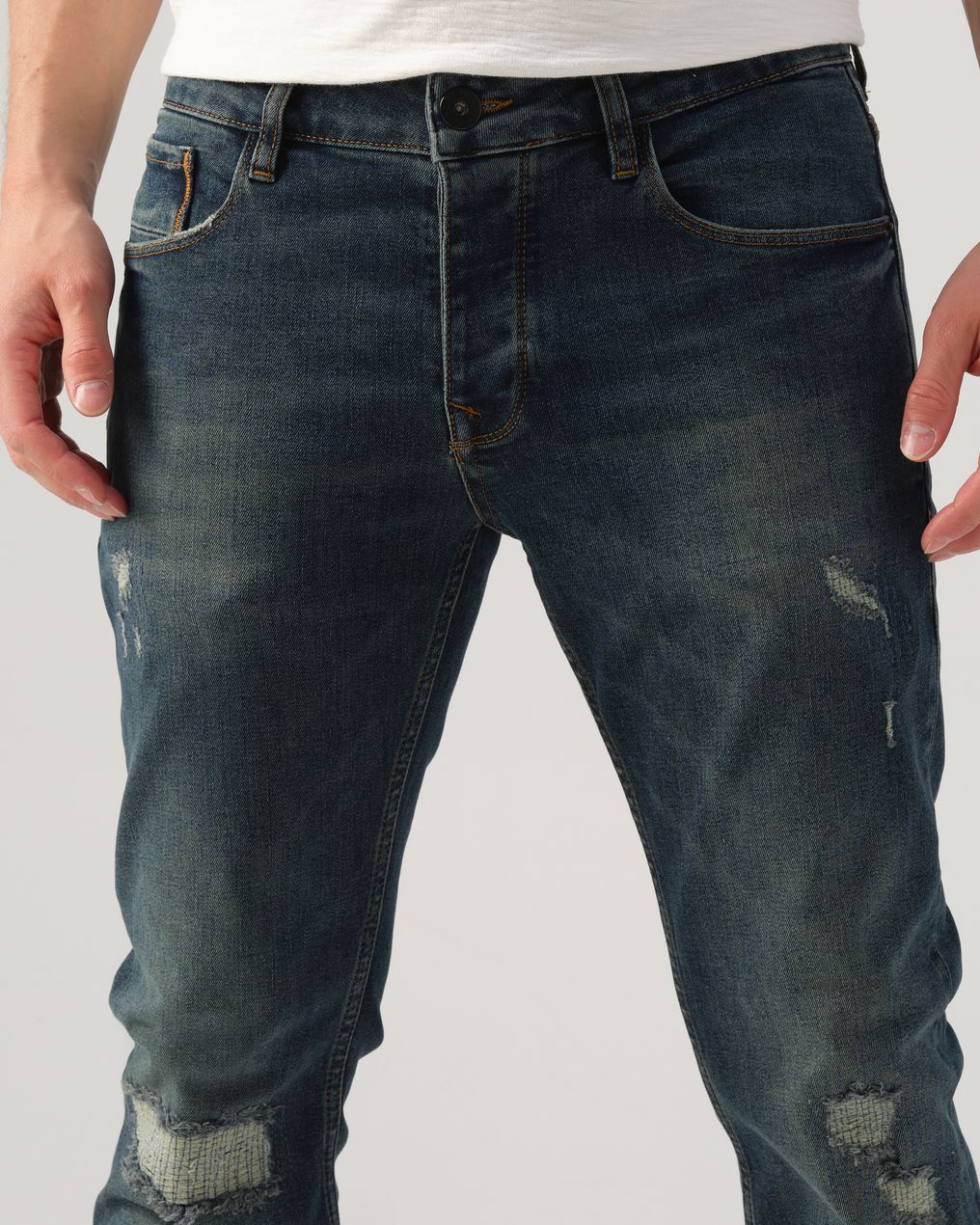 J.C. Rags Joah Heavy washed scraped Jeans