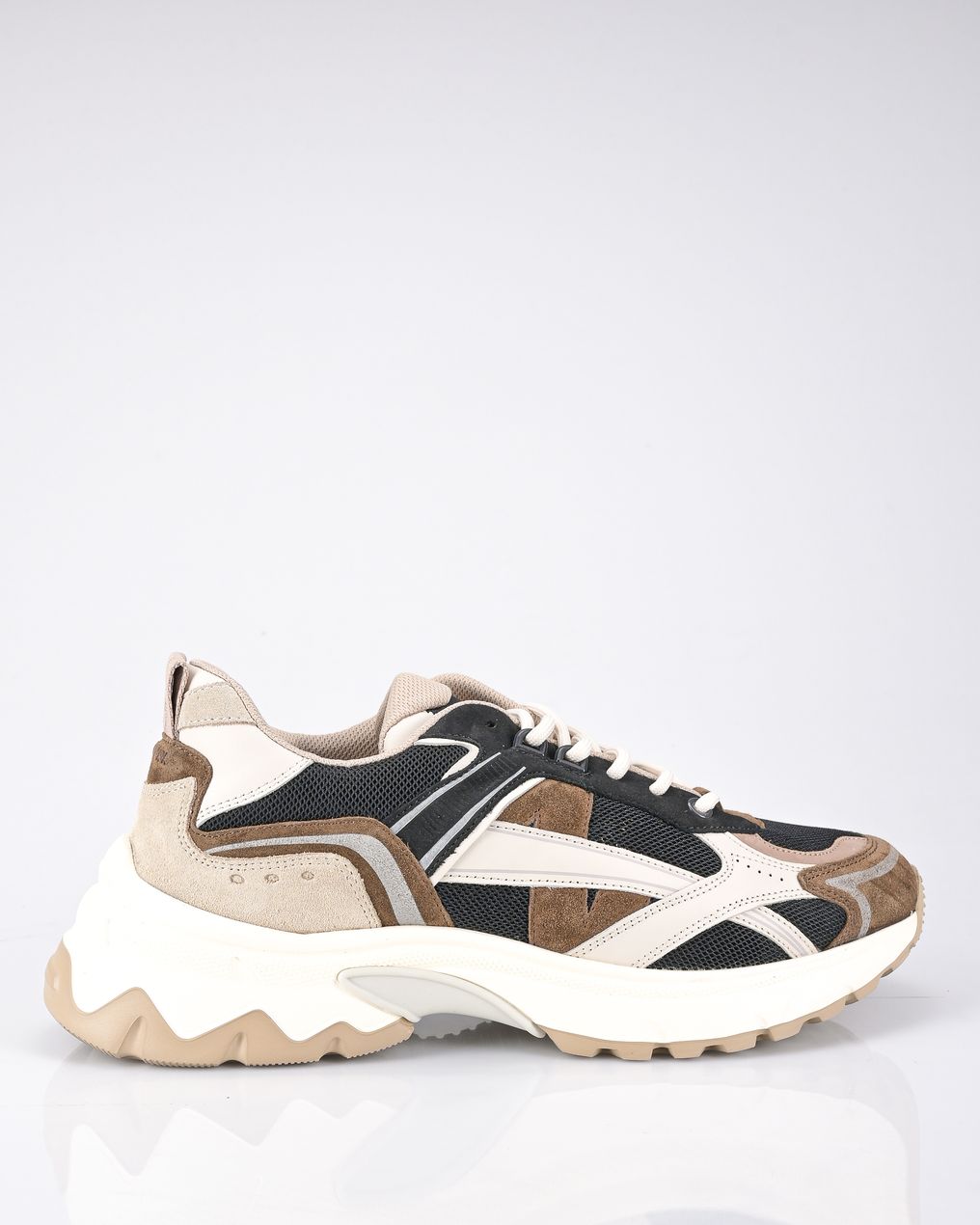 Nubikk Sneakers