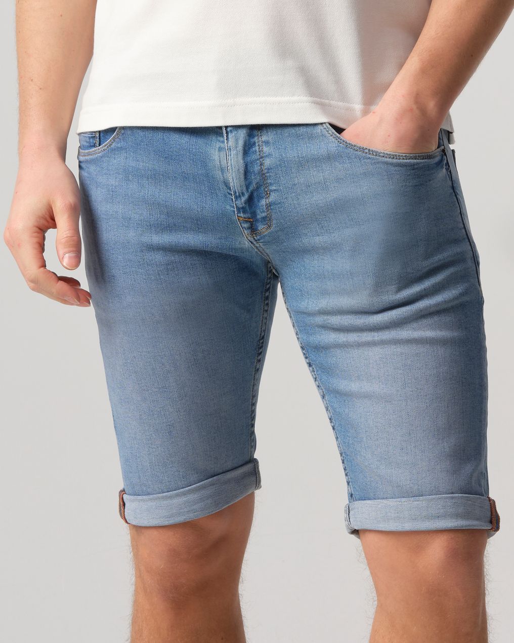 J.C. RAGS Jimmy Light Blue Short