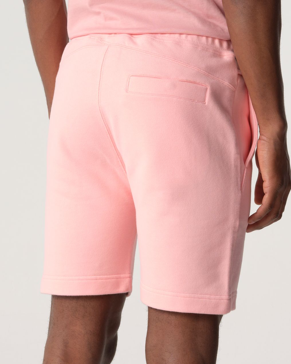 MA.STRUM Short