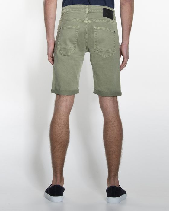 Victim Short