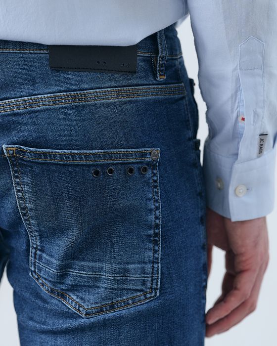 J.C. RAGS Jimmy Jeans